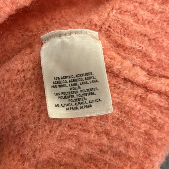 Anthropologie Pink Sweater, size small. - Picture 4 of 4